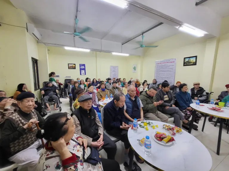 Người cao tuổi sinh hoạt vui vẻ tại Viện Dưỡng Lão Thanh Xuân Hà Nội