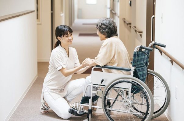 Cách chọn viện dưỡng lão phù hợp cho người thân