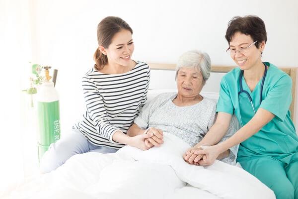 chăm sóc người già mất trí nhớ